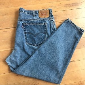 Levi’s VTG 550 High Rise Mom Jean Relaxed Fit Tapered Jean Women's Size 22